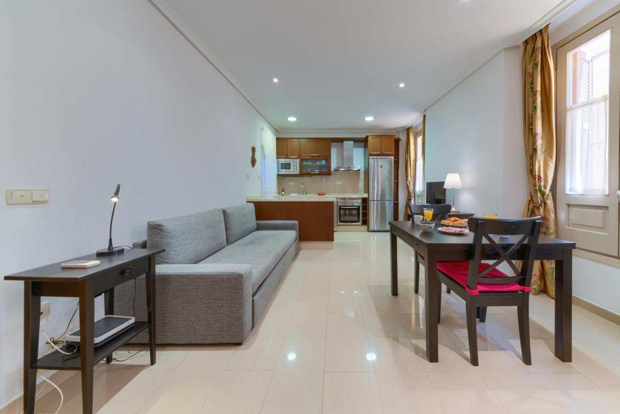 Holidays2Malaga Lazcano High Wifi & French Balcony Екстер'єр фото