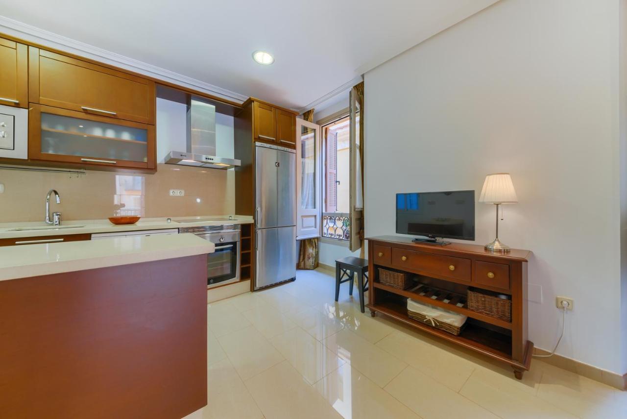 Holidays2Malaga Lazcano High Wifi & French Balcony Екстер'єр фото